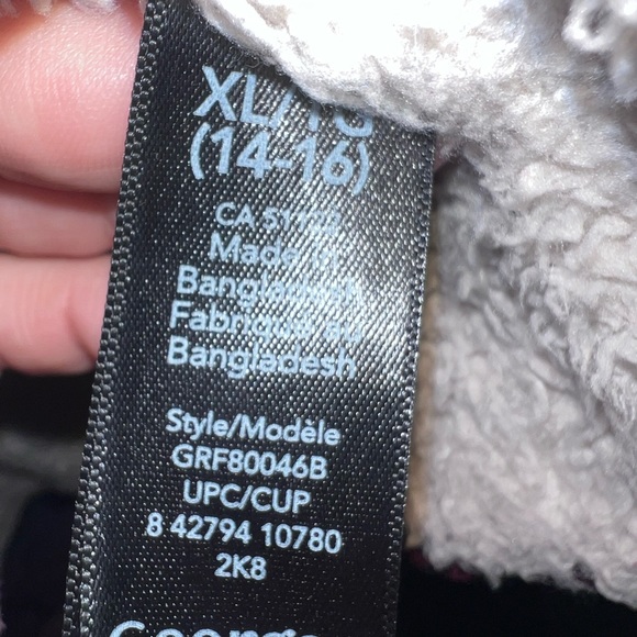 Red and Black Plaid sweater with fleece lining and hood. Fits a womens XS-S. - Picture 3 of 3